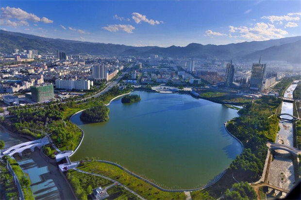 臨滄旅游：熱化啦？來(lái)臨滄約“18℃的夏天”！